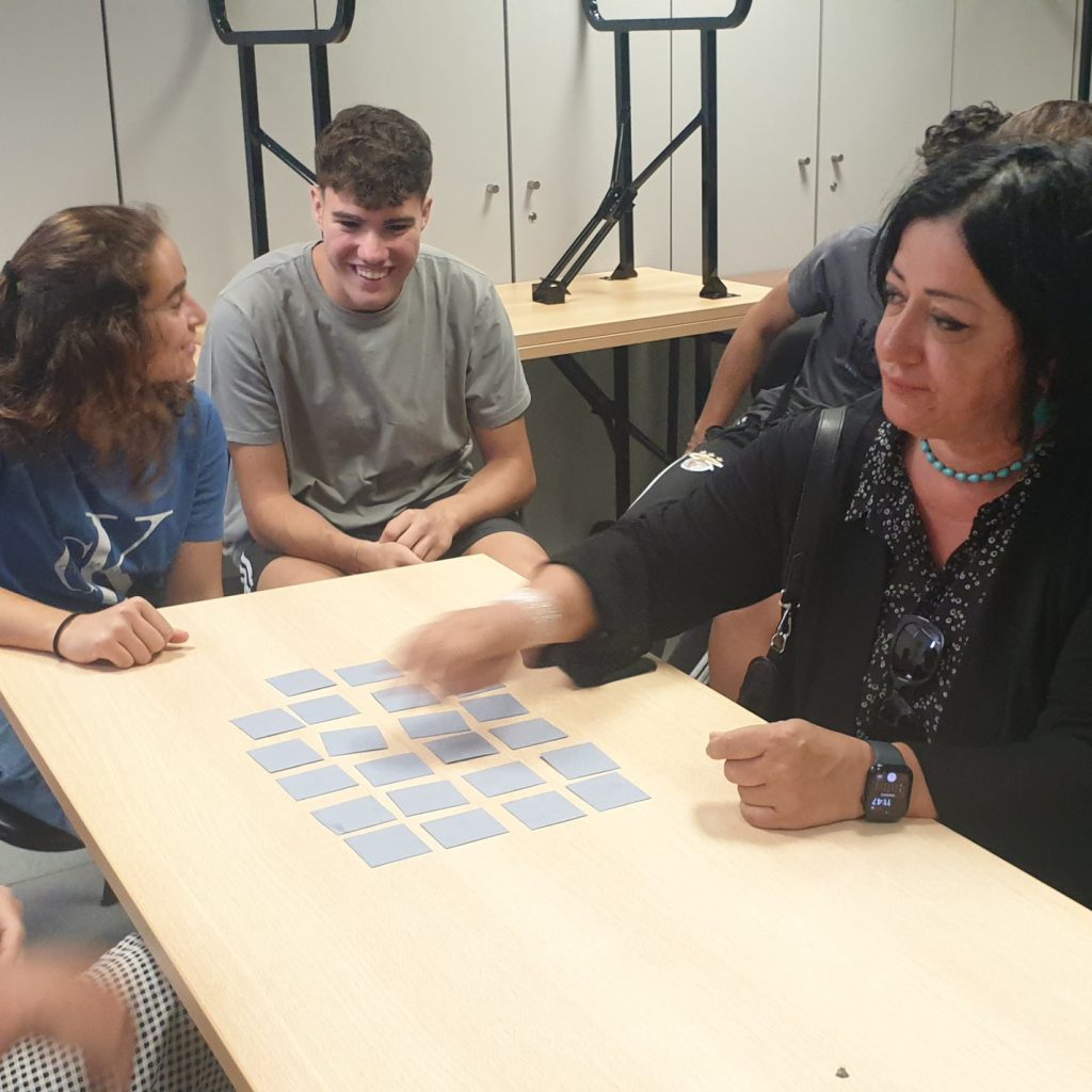 No dia 12 de junho, a Escola Profissional de Carcavelos (EPC) teve o prazer de receber as professoras Greta Cantafio, especialista na área de Cabeleireiro