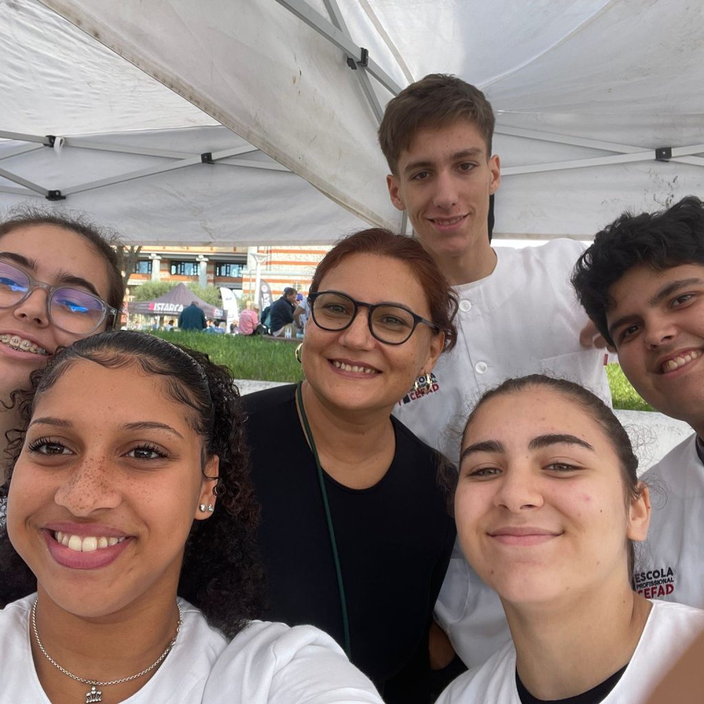 photo Alunos de TMBE prestam apoio desportivo na Meia Maratona de Almada